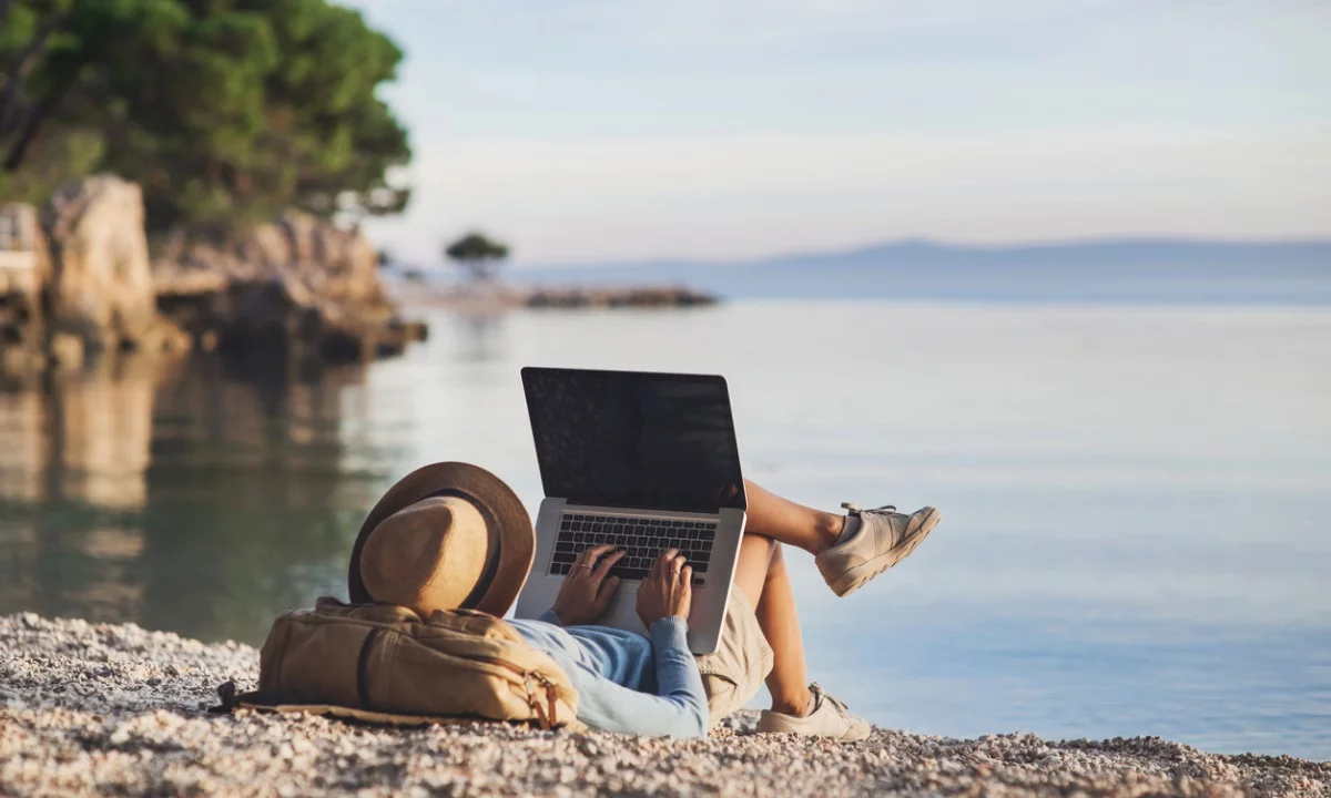 Work Remotely While Traveling see VDI Network